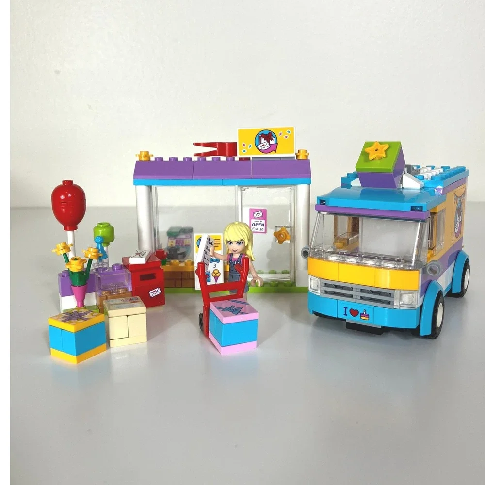 Lego Friends Heartlake Gift Delivery 41310 Retired Collectible